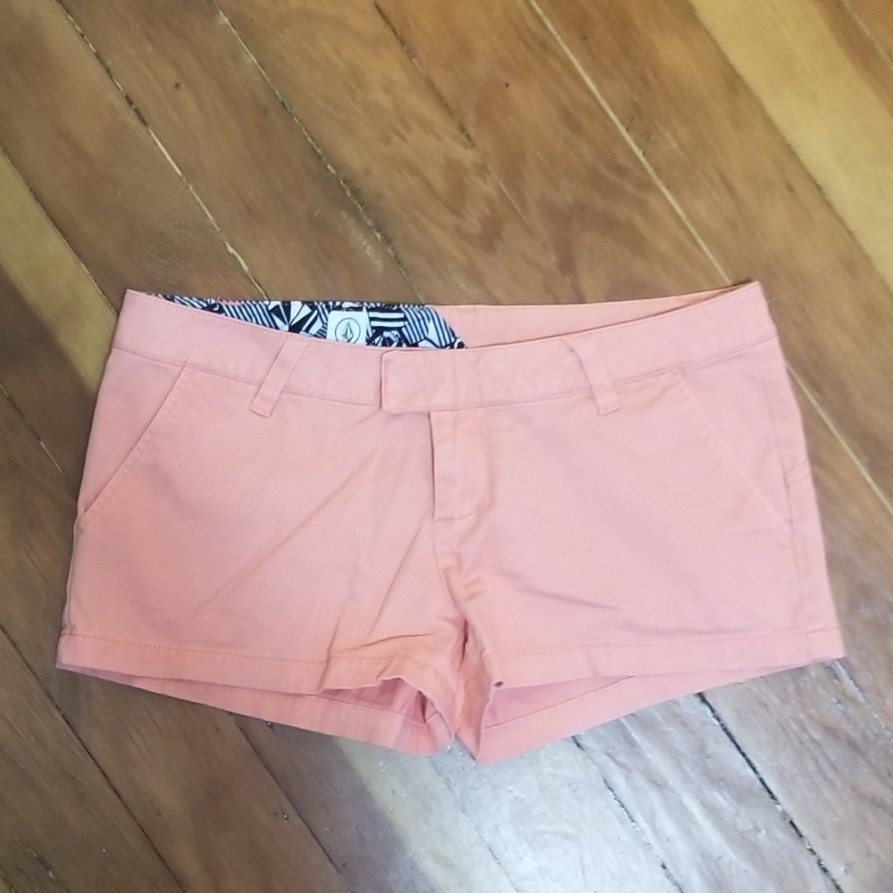 Volcom peach shorts size 5